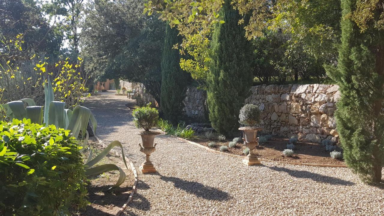 Bed and Breakfast Pierres Blanches Cotignac Exterior foto